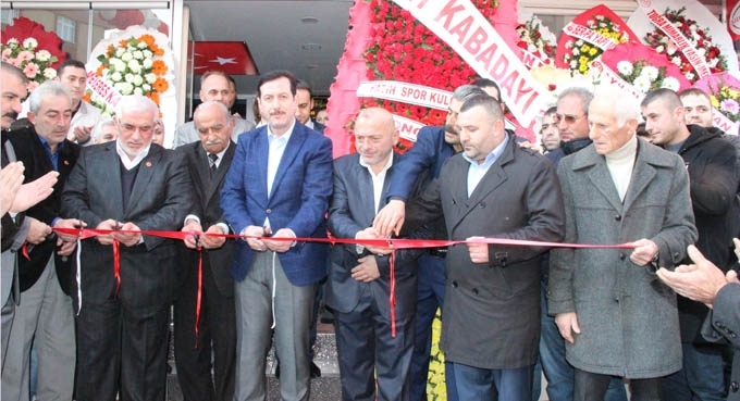 Ahmetoğlu Et Lokantası'na Görkemli Açılış