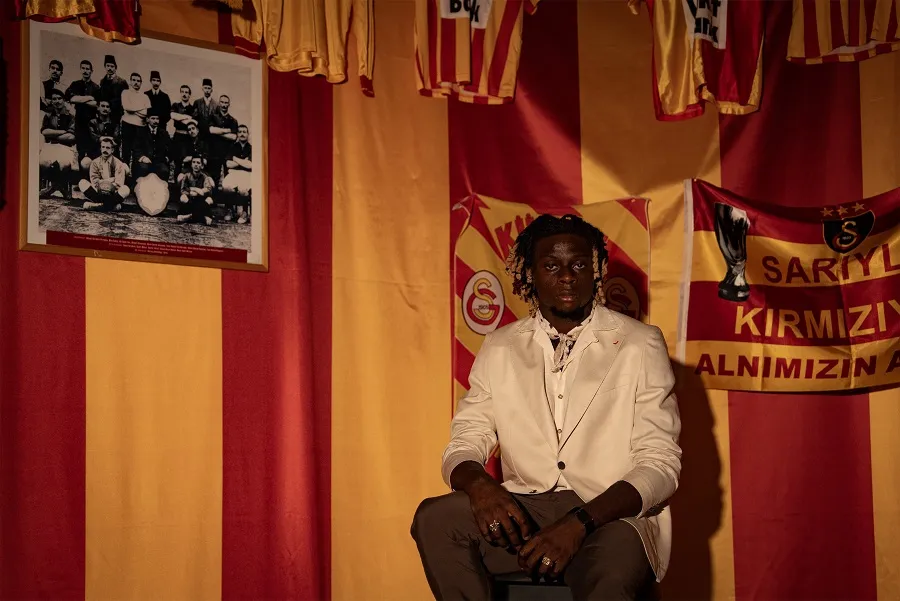 Galatasaray'ın Yeni Transferi Lesley Ugochukwu İlk antrenmanına çıktı, Lesley Ugochukwu kimdir? Galatasaray'ın Yeni Transferi Lesley Ugochukwu İlk antrenmanına çıktı, Lesley Ugochukwu kimdir?