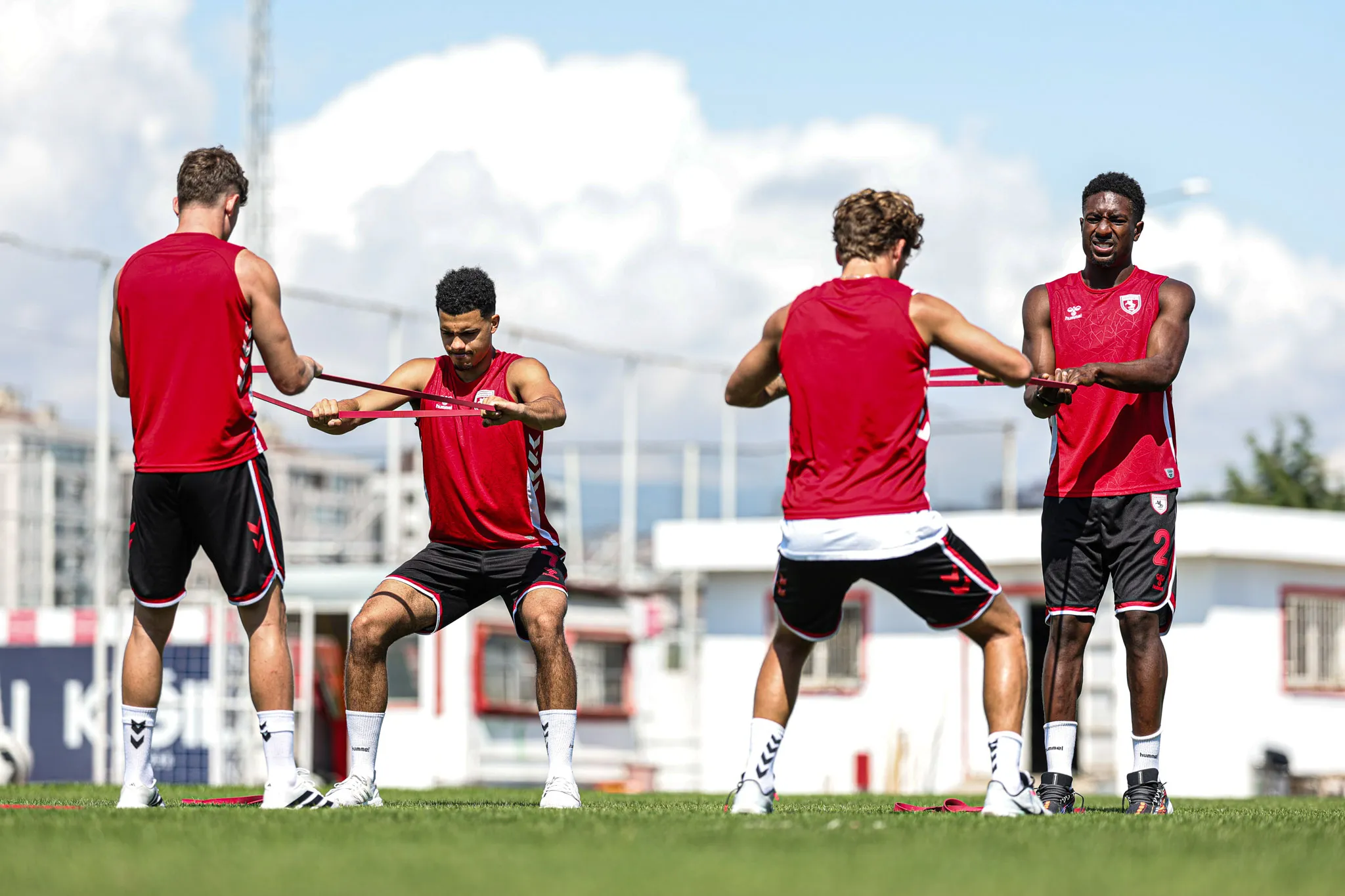 Samsunspor nerede kamp yapacak? Samsunspor hazırlık maçları belli oldu! Samsunspor nerede kamp yapacak? Samsunspor hazırlık maçları belli oldu!
