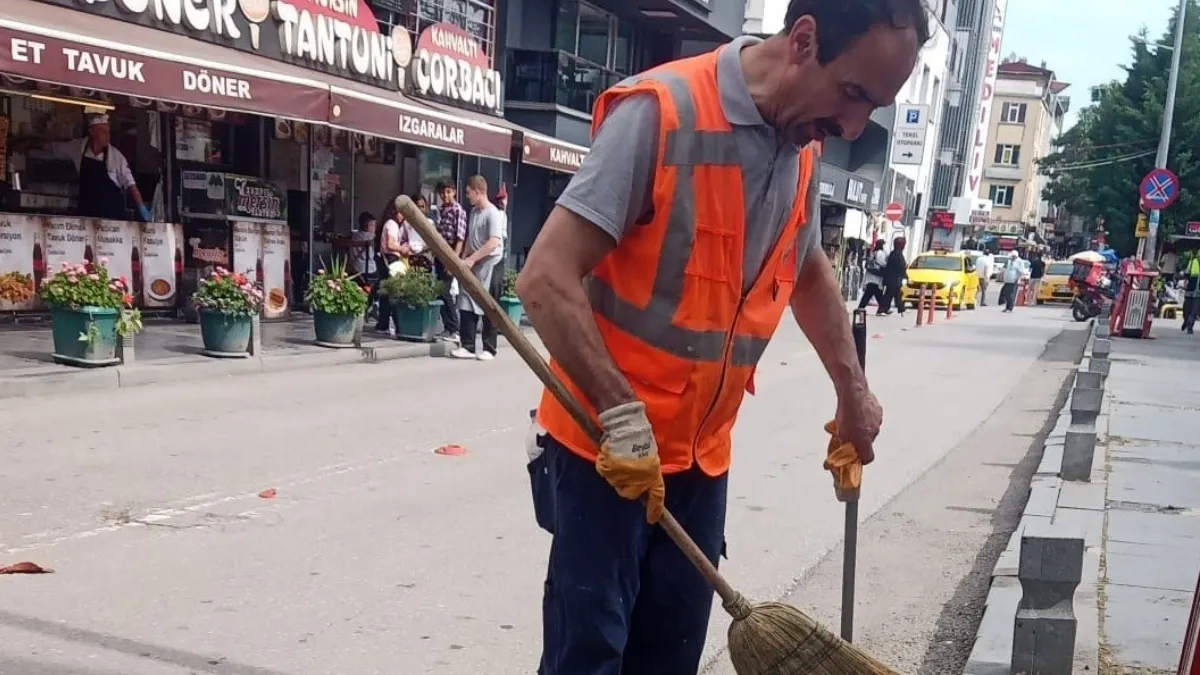 ilkadım Belediyesi K&ouml;şe Bucak Temizliyor